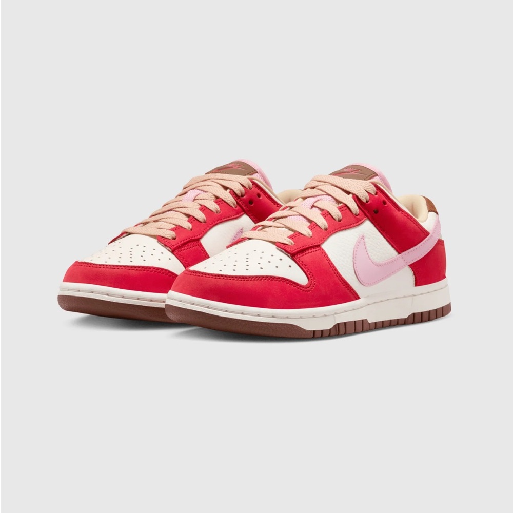 Nike WOMEN'S DUNK LOW PRM "BACON" ❤️🤎🩷